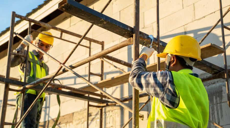 Professional gutter cleaning in Warner, SD